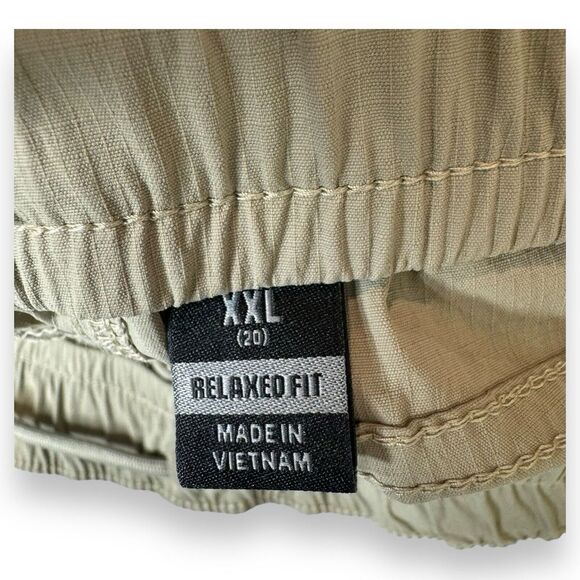 NWT Carhartt Womens Force Relaxed Fit Ripstop 5-Pocket Work Shorts Brown 2XL - Picture 7 of 9